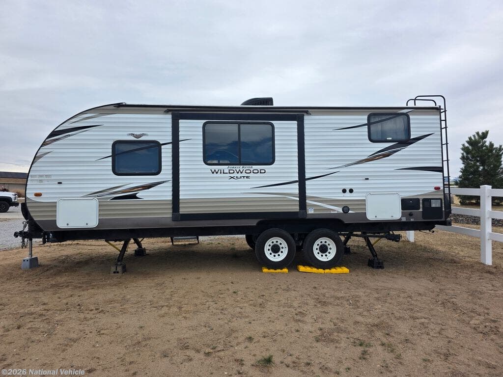 Used 2018 Forest River Wildwood X-Lite 221BHXL available in Minden, Nevada