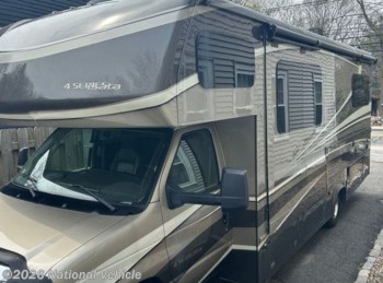 Used 2018 Dynamax Corp Isata 4 25FWF available in Beverly, Massachusetts