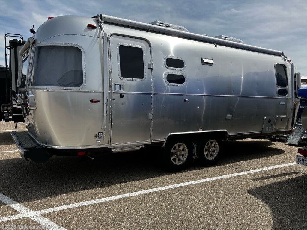 Used 2023 Airstream Flying Cloud 25FB Queen Rear Hatch available in Longmont, Colorado