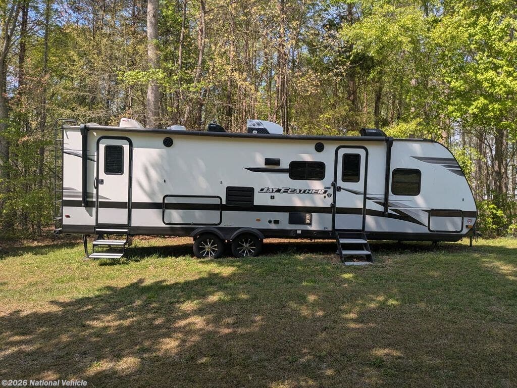 Used 2023 Jayco Jay Feather 27BHB available in Stokesdale, North Carolina