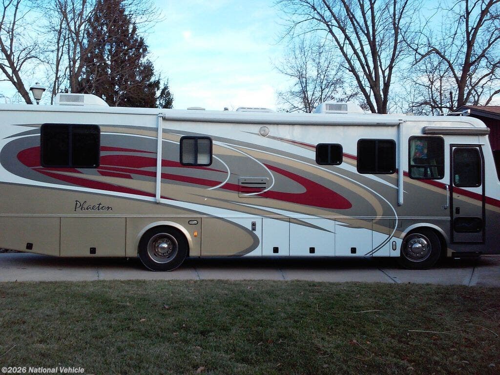 Used 2004 Tiffin Phaeton 35RH available in Lake St Louis, Missouri