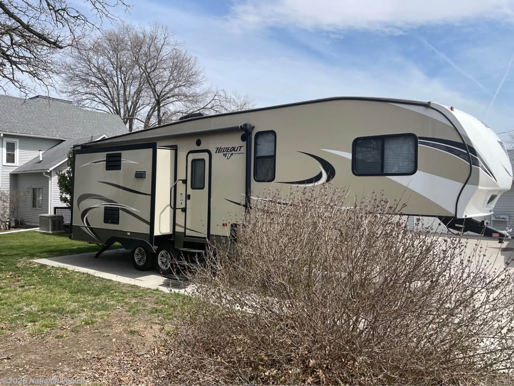 Used 2017 Keystone Hideout 299RLDS available in Gladbrook, Iowa