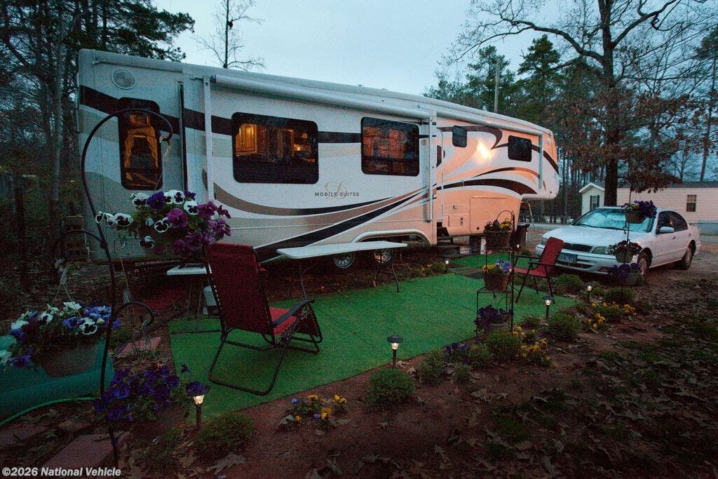 Used 2010 DRV Mobile Suites 38TKSB3 available in Smithville, Missouri