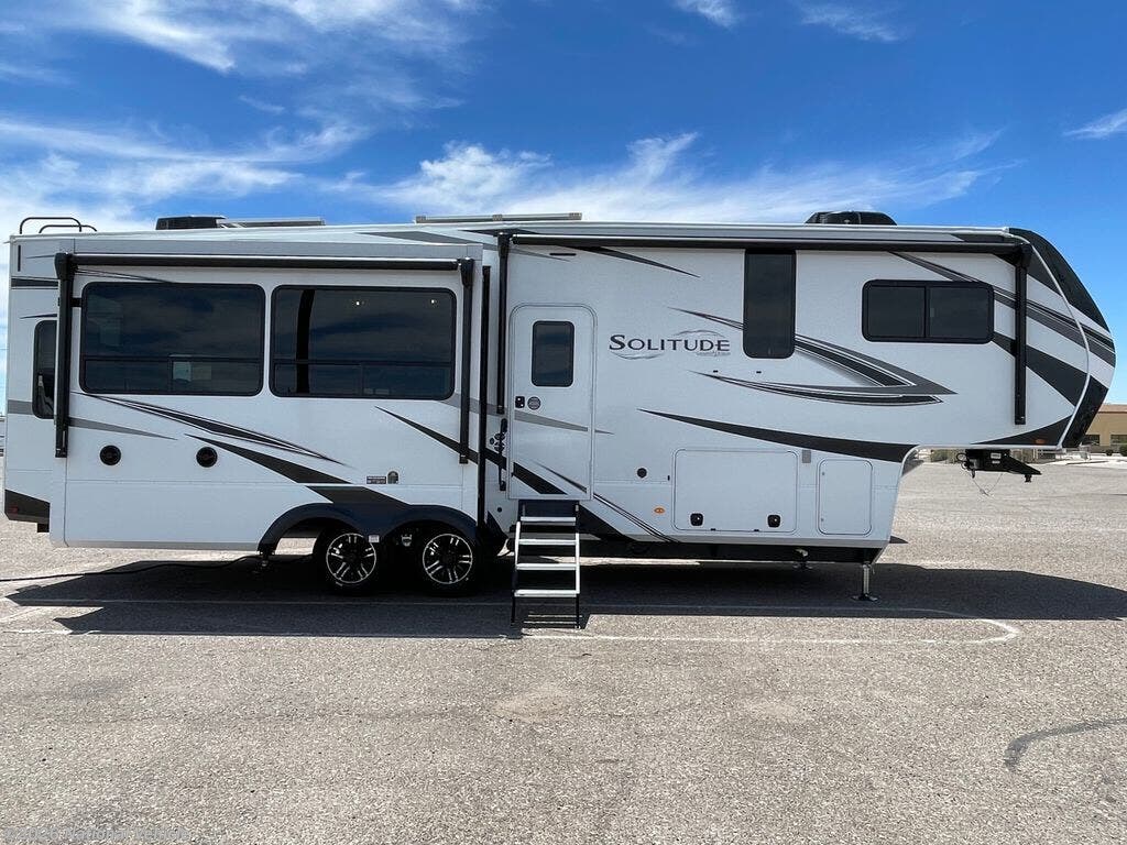 Used 2023 Grand Design Solitude 2930RL available in Corona De Tucson, Arizona