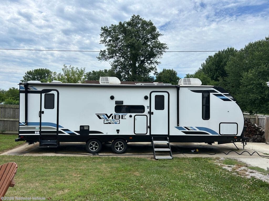 Used 2022 Forest River Vibe 26BH available in London, Kentucky