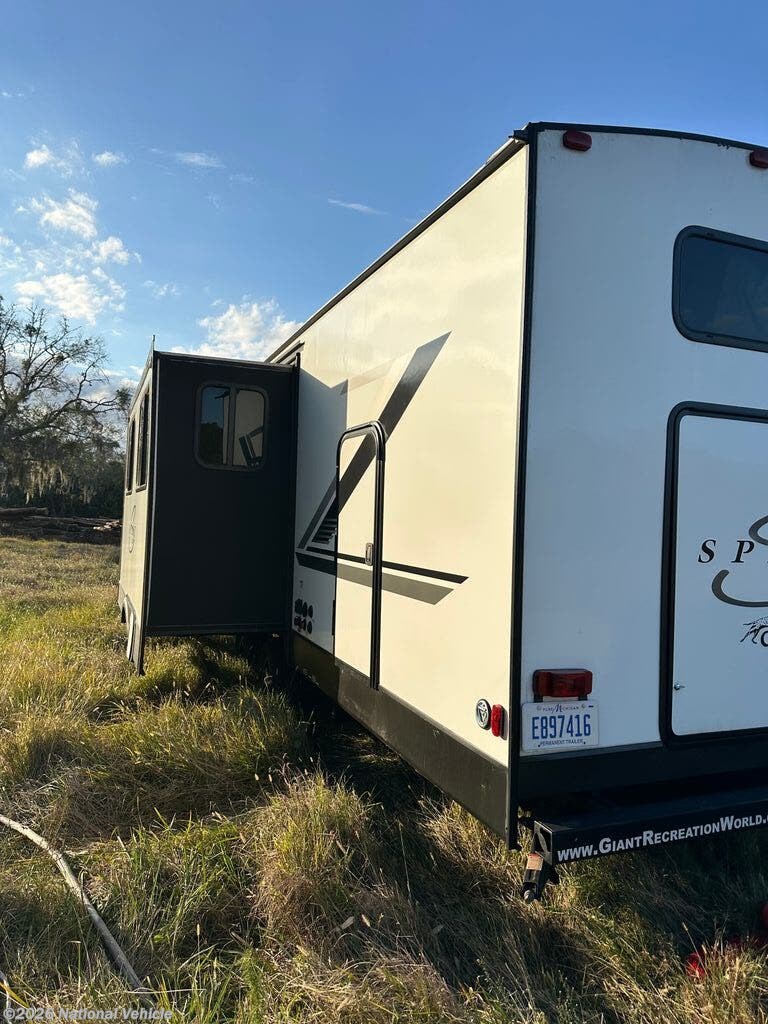 Used 2021 Coachmen Spirit Ultra Lite 3272BH available in Jacksonville, Florida