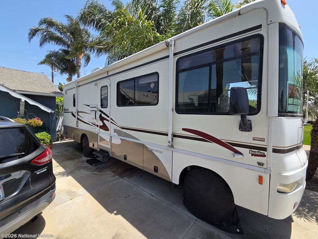 Used 2006 Winnebago Sightseer 29R available in Costa Mesa, California