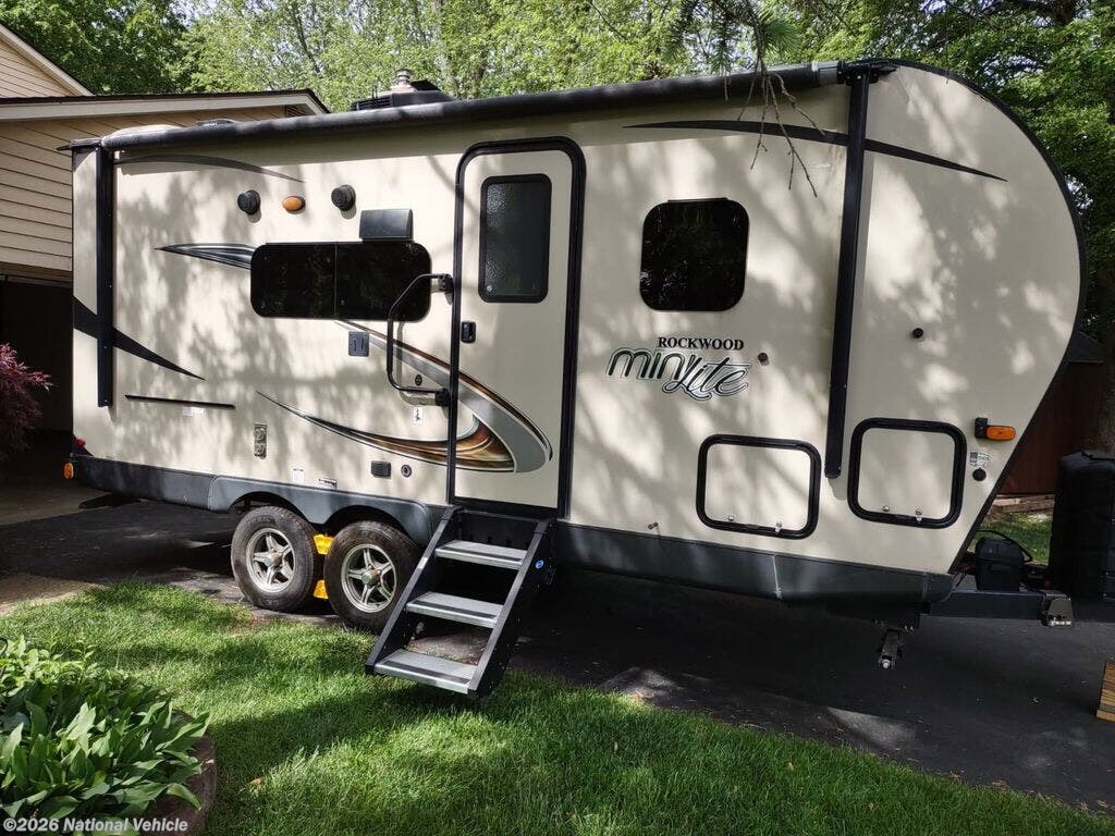 Used 2019 Forest River Rockwood Mini Lite 2104S available in West Bloomfield Township, Michigan