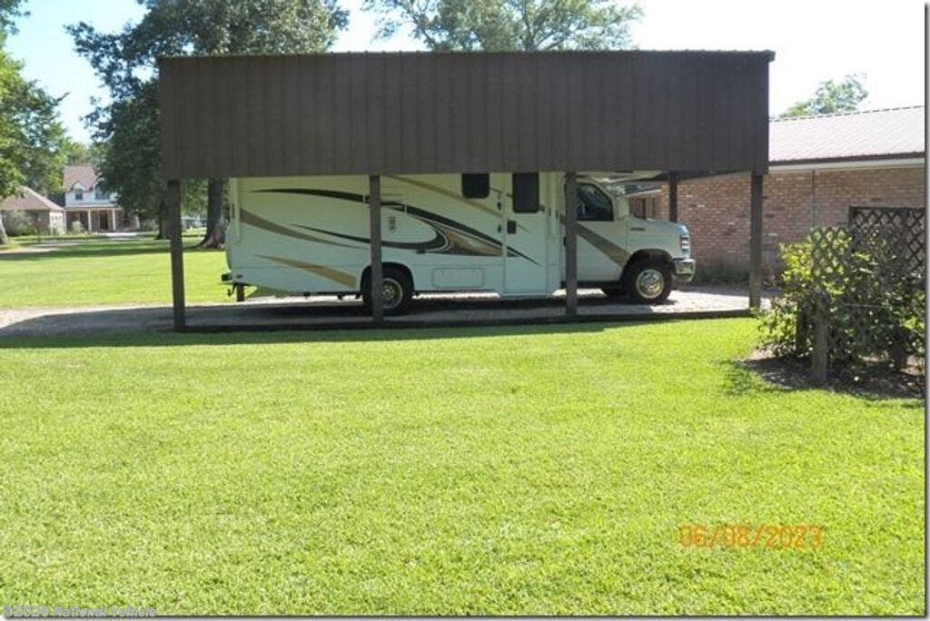 Used 2017 Thor Motor Coach Freedom Elite 22FE available in Prairieville, Louisiana