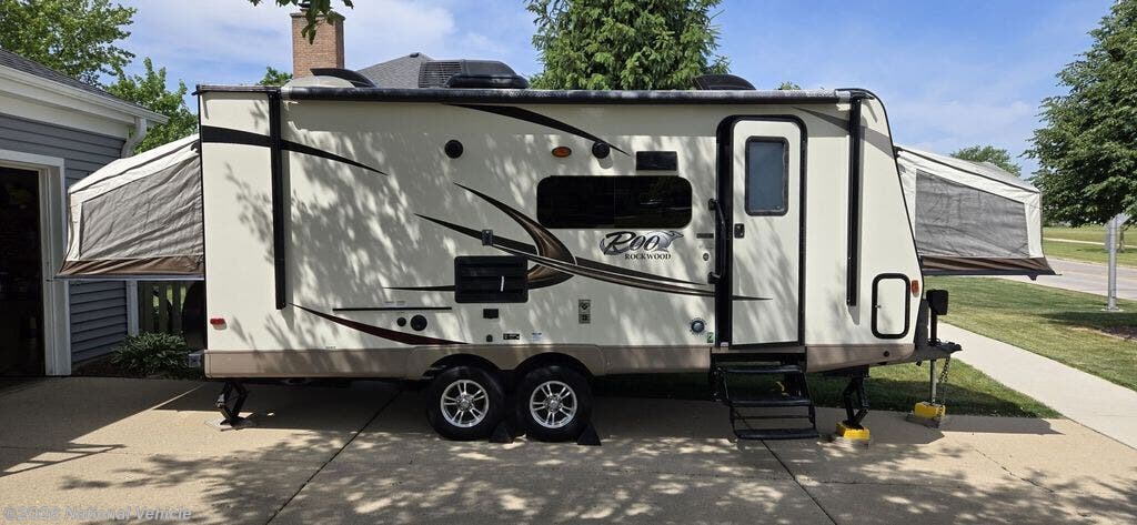 Used 2017 Forest River Rockwood Roo 21SS available in Hoffman Estates, Illinois