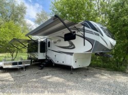 Used 2022 Grand Design Solitude 310GK available in Howell, Michigan