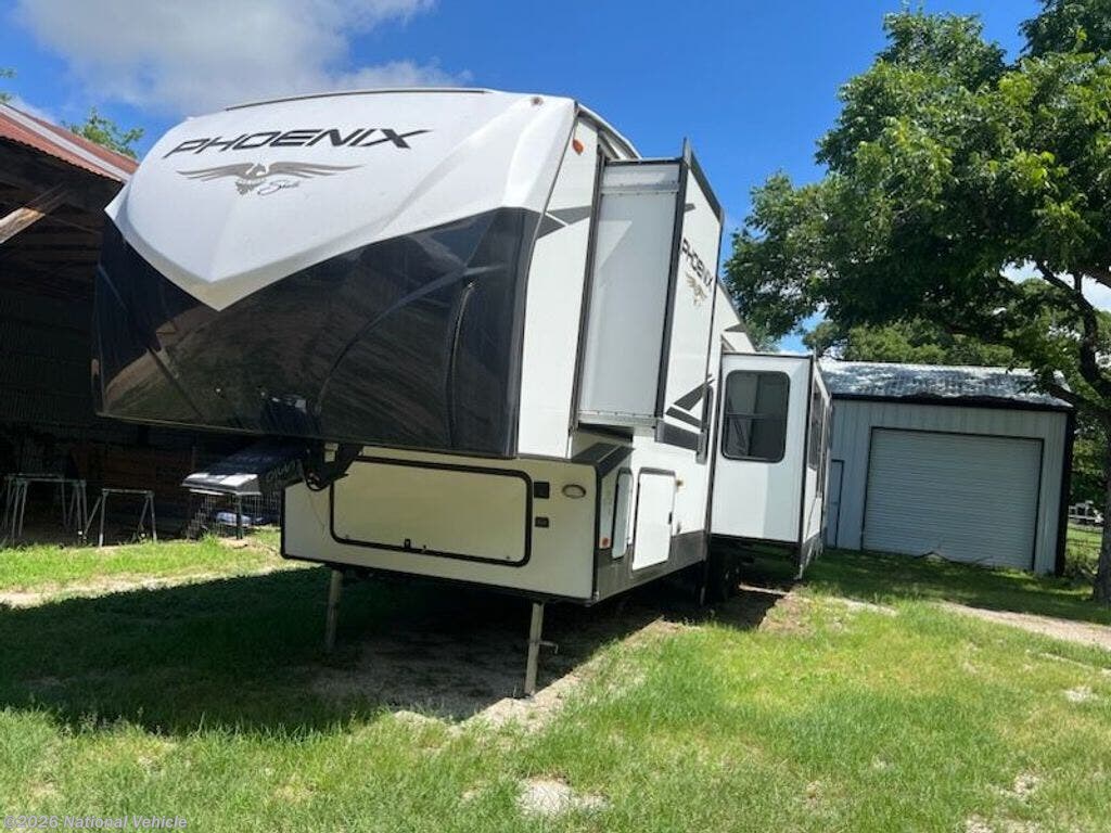Used 2022 Shasta Phoenix 367BH available in Rising Star, Texas