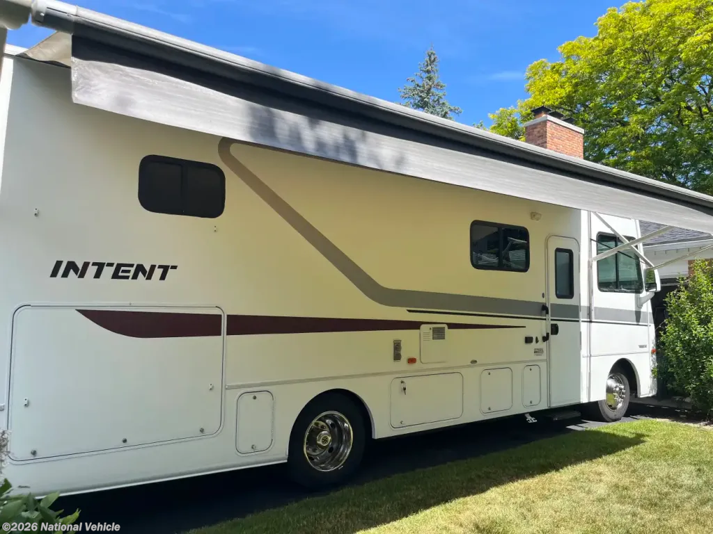 Used 2018 Winnebago Intent 30R available in Farmington Hills, Michigan