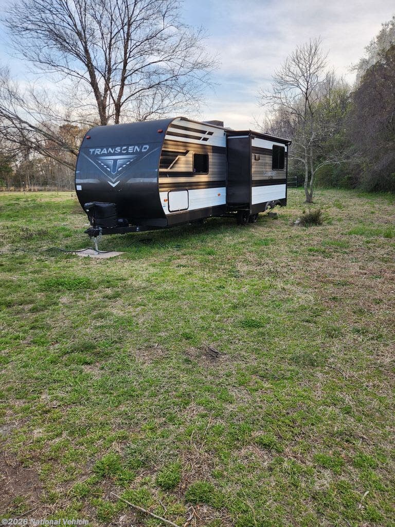 Used 2022 Grand Design Transcend Xplor 261BH available in Brentwood, Tennessee