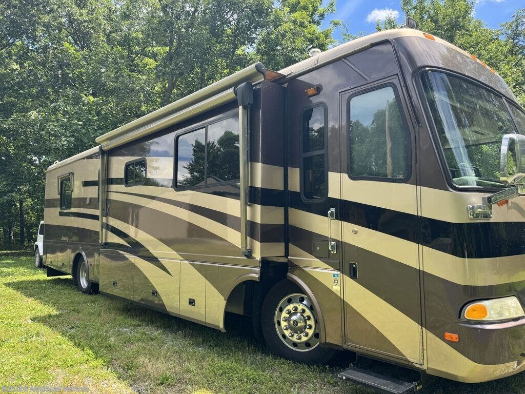 Used 2003 Beaver Monterey Newport available in Newburg, Pennsylvania