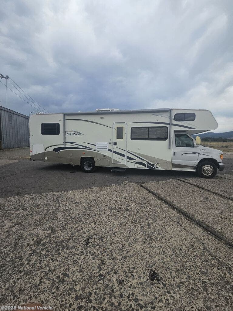 Used 2006 Georgie Boy Maverick 310 available in Susanville, California