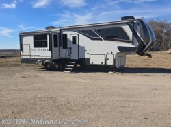 Used 2024 Keystone Avalanche 338GK available in Macedonia, Iowa