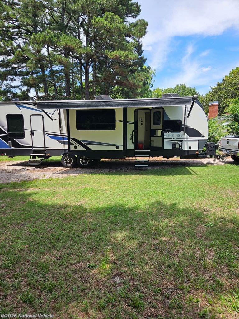 Used 2022 Keystone Carbon 36 available in Wendell, North Carolina