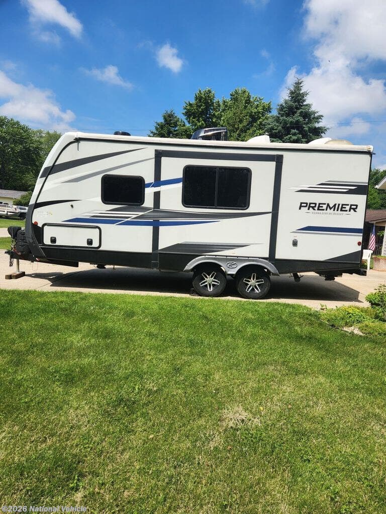Used 2021 Keystone Bullet Premier Ultra 19FB available in Salem Lakes, Wisconsin