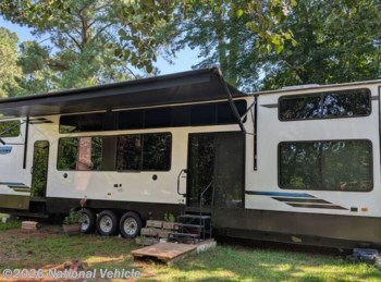 Used 2024 Forest River Salem Grand Villa 44VIEW available in Kenly, North Carolina