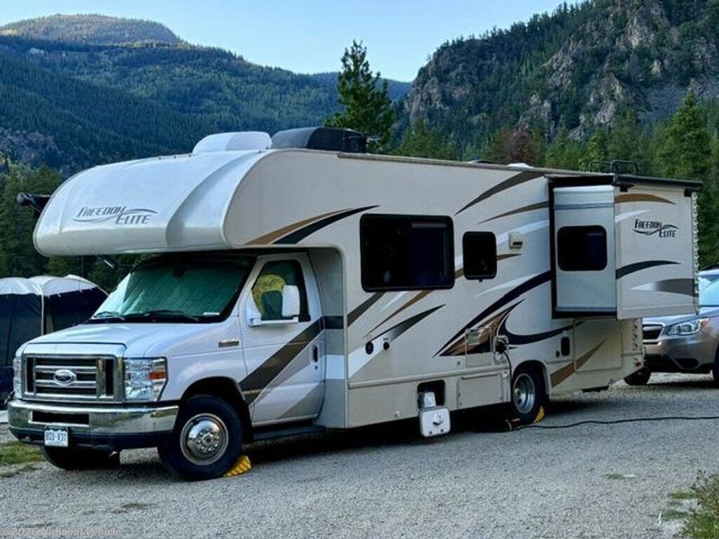 Used 2017 Thor Motor Coach Freedom Elite 26HE available in Colorado Springs, Colorado