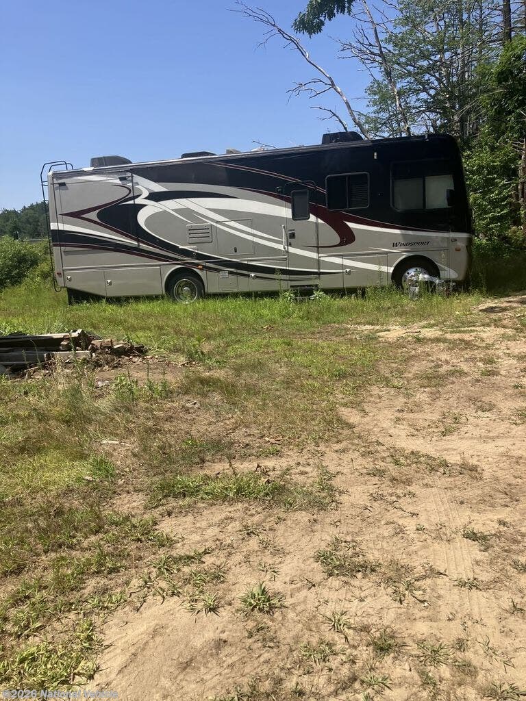 Used 2009 Four Winds  Windsport 32R available in Raymond, New Hampshire