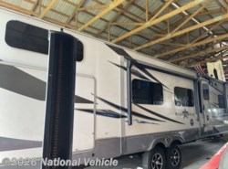 Used 2019 Highland Ridge Silverstar 328BHS available in Needville, Texas