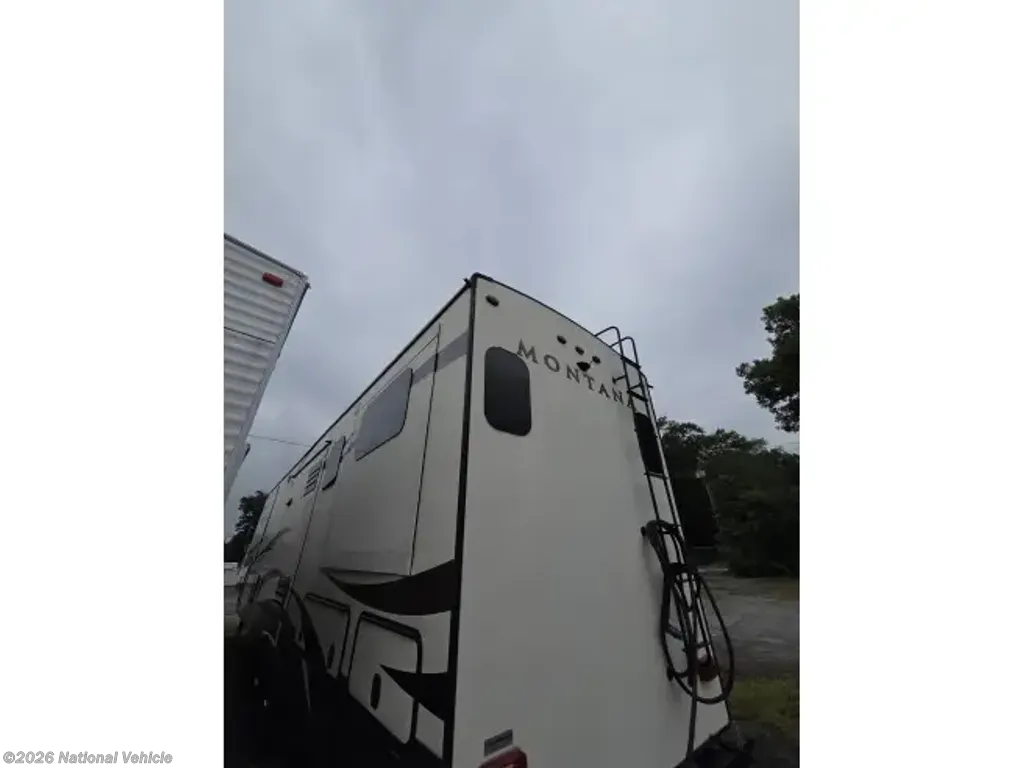 Used 2017 Keystone Montana 3790RD available in Plainfield, Connecticut