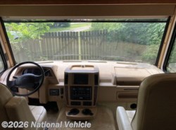 Used 2013 Itasca Sunova 30A available in Sheffield Lake, Ohio