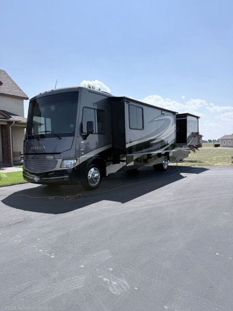Used 2014 Itasca Sunova 35G available in Cheyenne, Wyoming