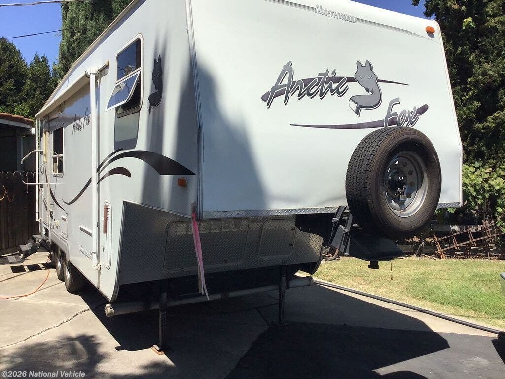 Used 2008 Northwood Arctic Fox 5th Wheel 24-5N available in Stockton, California