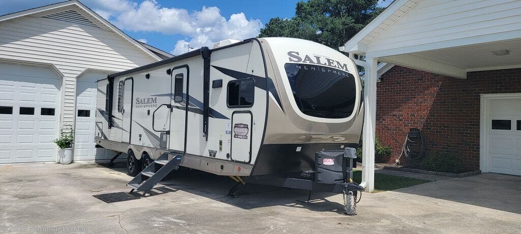 Used 2023 Forest River Salem Hemisphere 270FKS available in Kinston, North Carolina