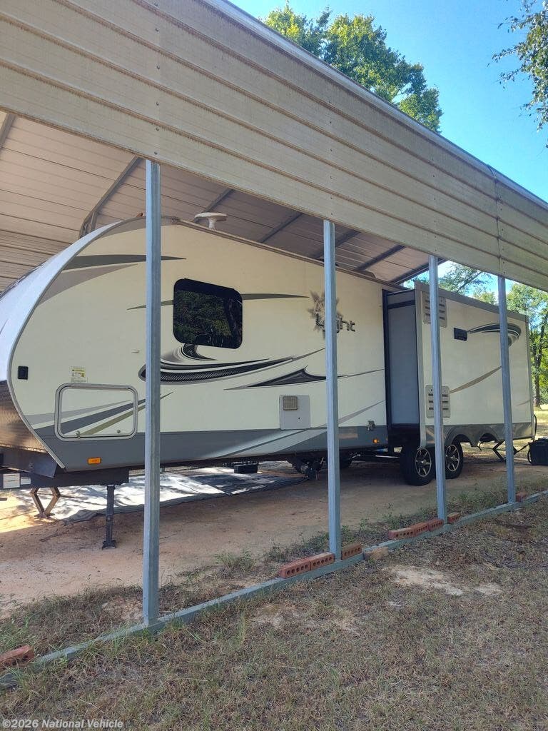 Used 2018 Highland Ridge  Light 291RLS available in Jacksonville, Texas