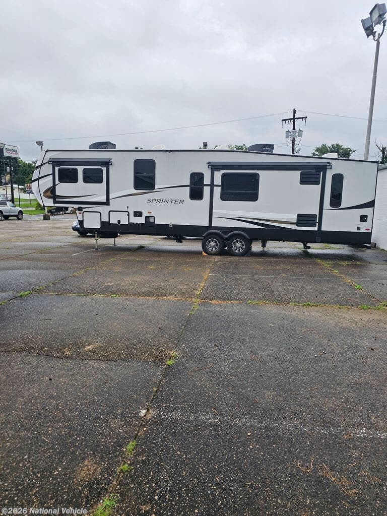 Used 2021 Keystone Sprinter Limited 3550FWMLS available in Parkersburg, West Virginia