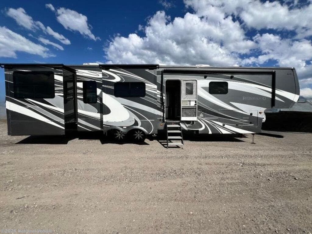 Used 2024 CrossRoads Redwood 4150RD available in Wilsall, Montana