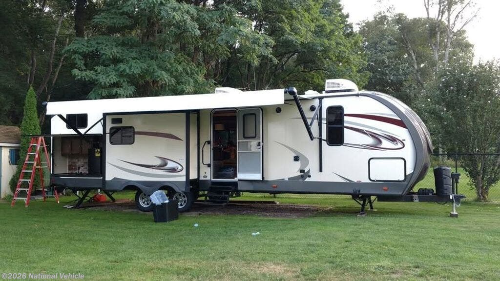 Used 2018 Forest River Wildwood Heritage Glen Lite 300BH available in Westbrookville, New York