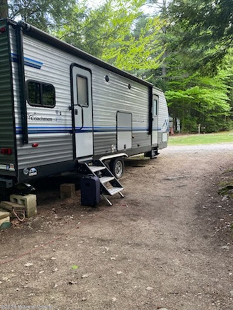 Used 2020 Coachmen Catalina Summit 271RKS available in Orleans, Massachusetts