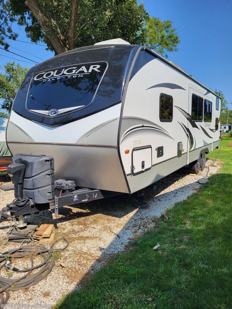 Used 2022 Keystone Cougar 29BHS available in Creston, Iowa