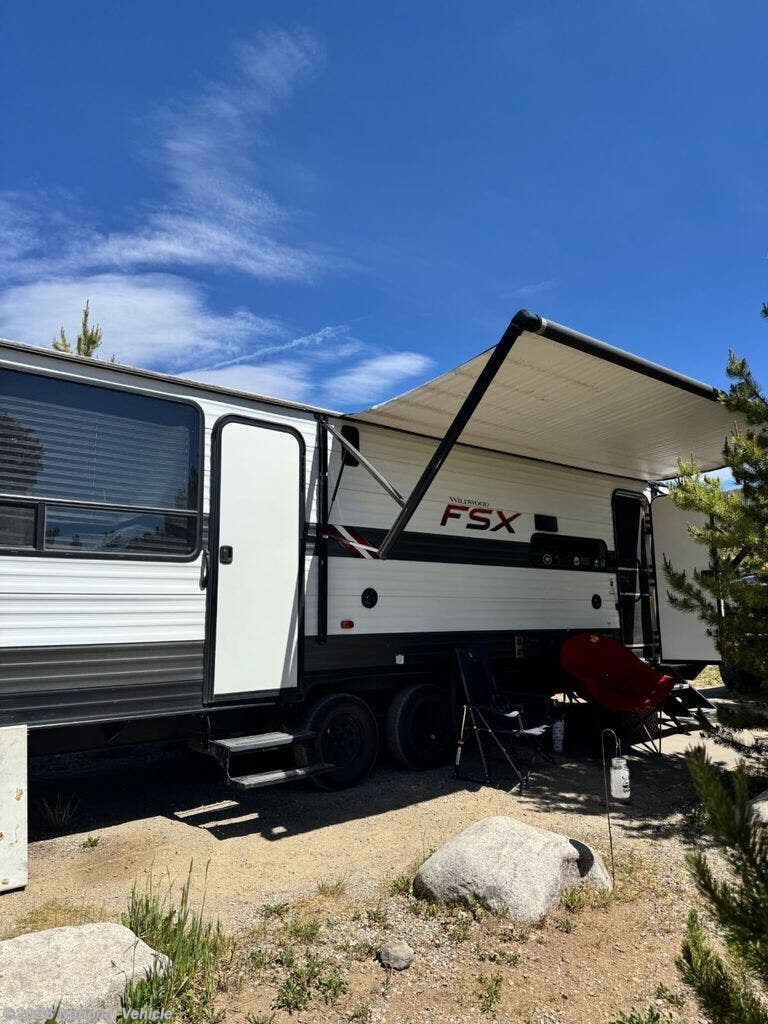 Used 2020  Forest River Wildwood FSX 280RT by Forest River from National Vehicle in Commerce City, CO