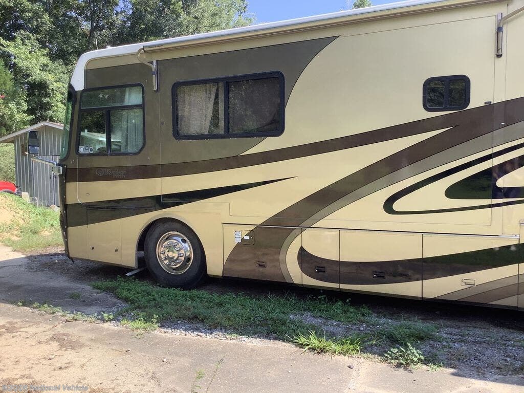 Used 2003 Monaco RV Windsor 38PBD available in Ozark, Alabama