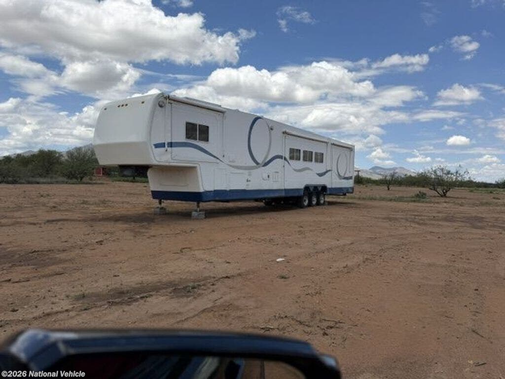 Used 2005 New Horizons Majestic  available in Sierra Vista, Arizona