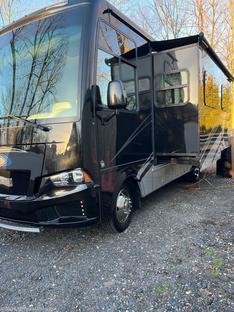 Used 2020 Newmar Bay Star Sport 2702 available in Sicklerville, New Jersey