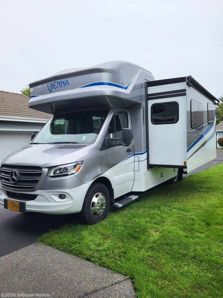 Used 2024 Renegade RV Vienna 25VRMC available in Brookings, Oregon