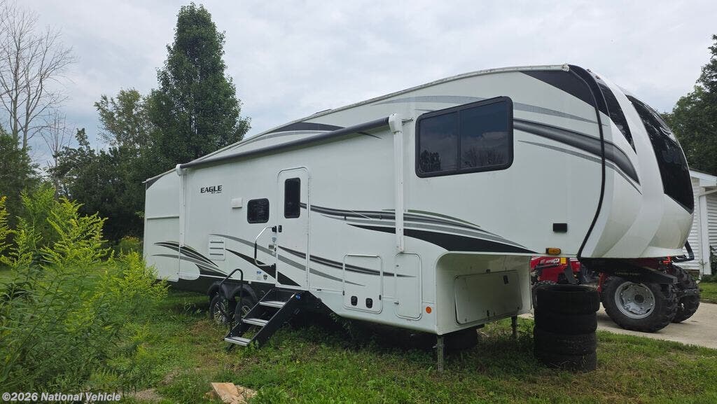 Used 2022  Jayco Eagle HT 29.5BHDS by Jayco from National Vehicle in Fillmore, NY