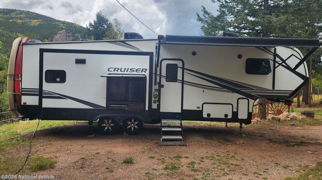 Used 2022  CrossRoads Cruiser Aire 28RD by CrossRoads from National Vehicle in Conifer, CO