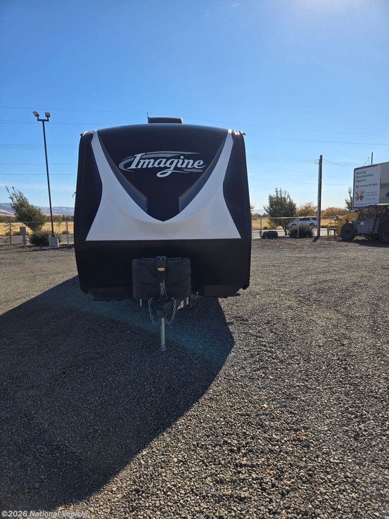 Used 2019  Grand Design Imagine 2970RL by Grand Design from National Vehicle in Walla Walla, WA
