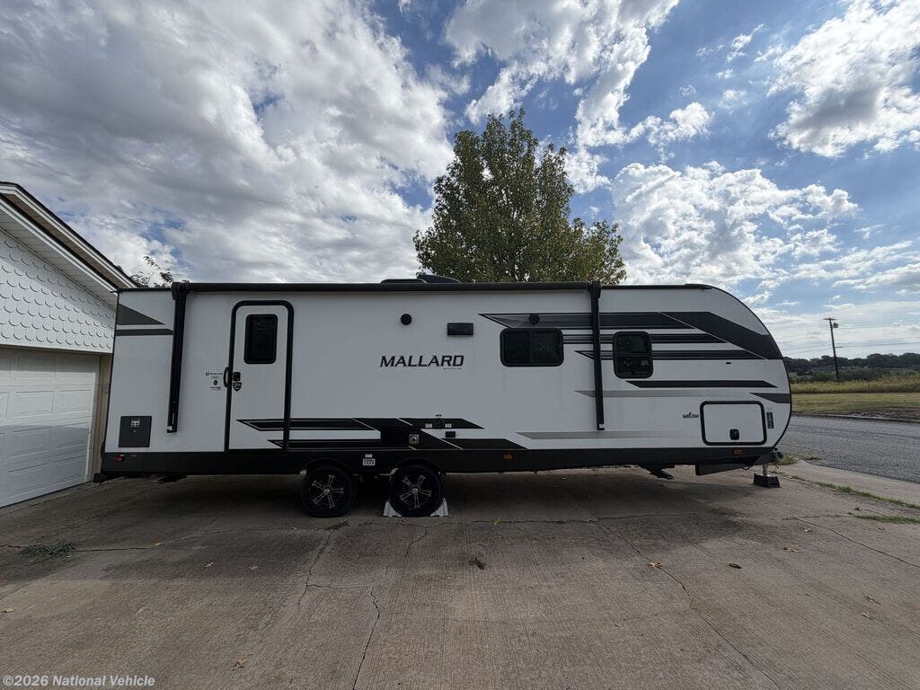 Used 2024  Heartland Mallard 260 by Heartland from National Vehicle in Howe, TX