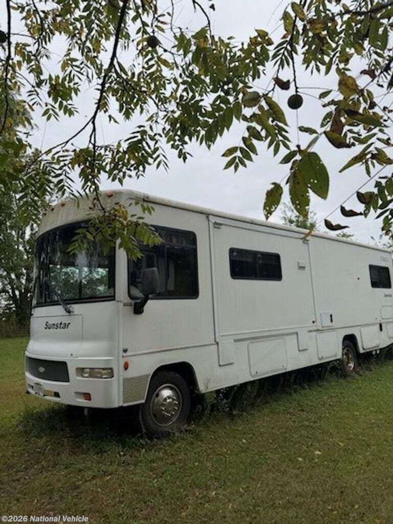 Used 2008  Itasca Sunstar 32K by Itasca from National Vehicle in Campton Hills, IL
