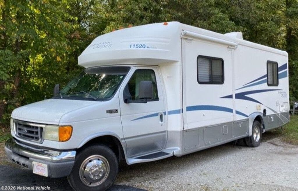 Used 2005  Gulf Stream Conquest Yellowstone Cruiser 6351 by Gulf Stream from National Vehicle in Fremont, OH