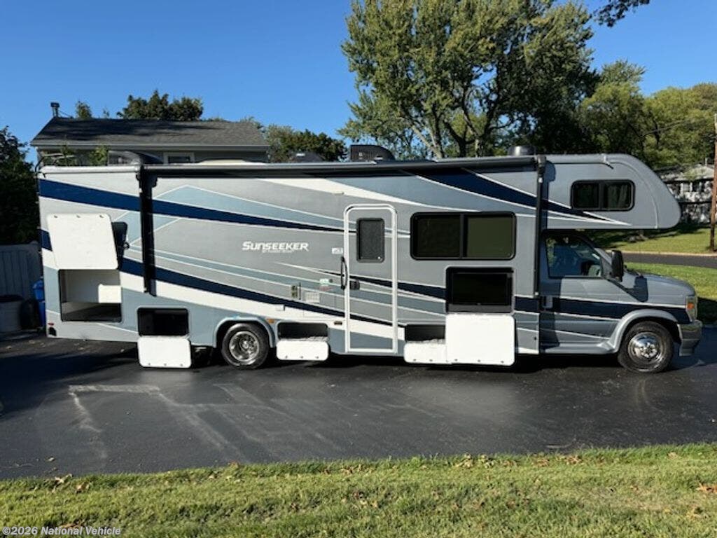 Used 2021  Forest River Sunseeker Classic 3050S by Forest River from National Vehicle in Middletown Township, NJ